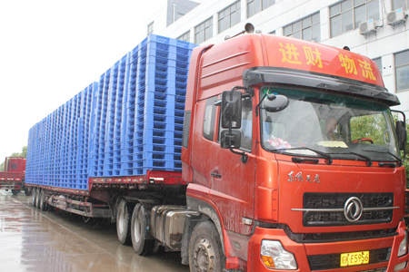 林輝塑業(yè)給您帶來高溫預(yù)警，本周高氣溫都在30°C+