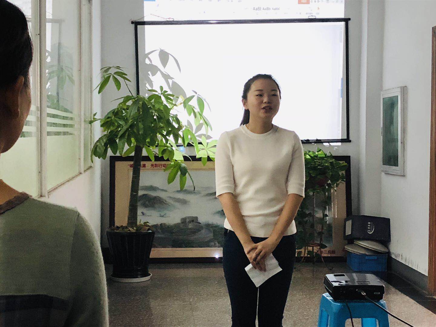 塑料托盤廠家每周早會，以飽滿的精神開單！