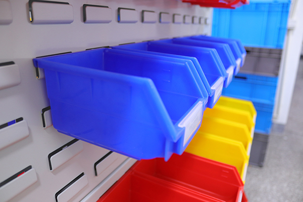 喏！情人節(jié)專屬背掛式零件盒愛心，扣緊一生！