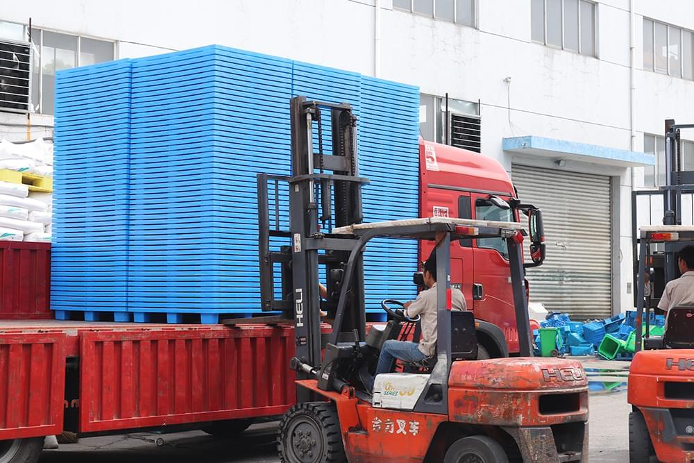 林輝塑業(yè)塑料托盤新增幾款，全部托盤規(guī)格表