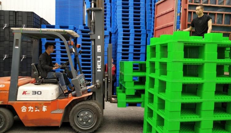 環(huán)保在行動(dòng)，塑料托盤(pán)價(jià)格發(fā)展趨勢(shì)備受關(guān)注！