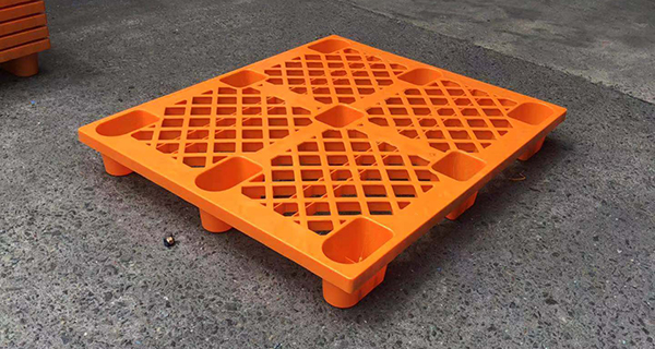 林輝塑料托盤在包裝行業(yè)中的應(yīng)用！